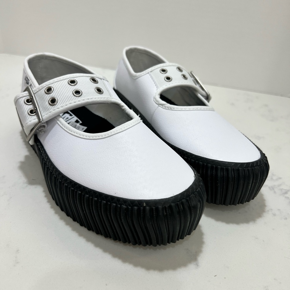 Vans White Dress Shoes with Black Trim - Picture 7 of 15